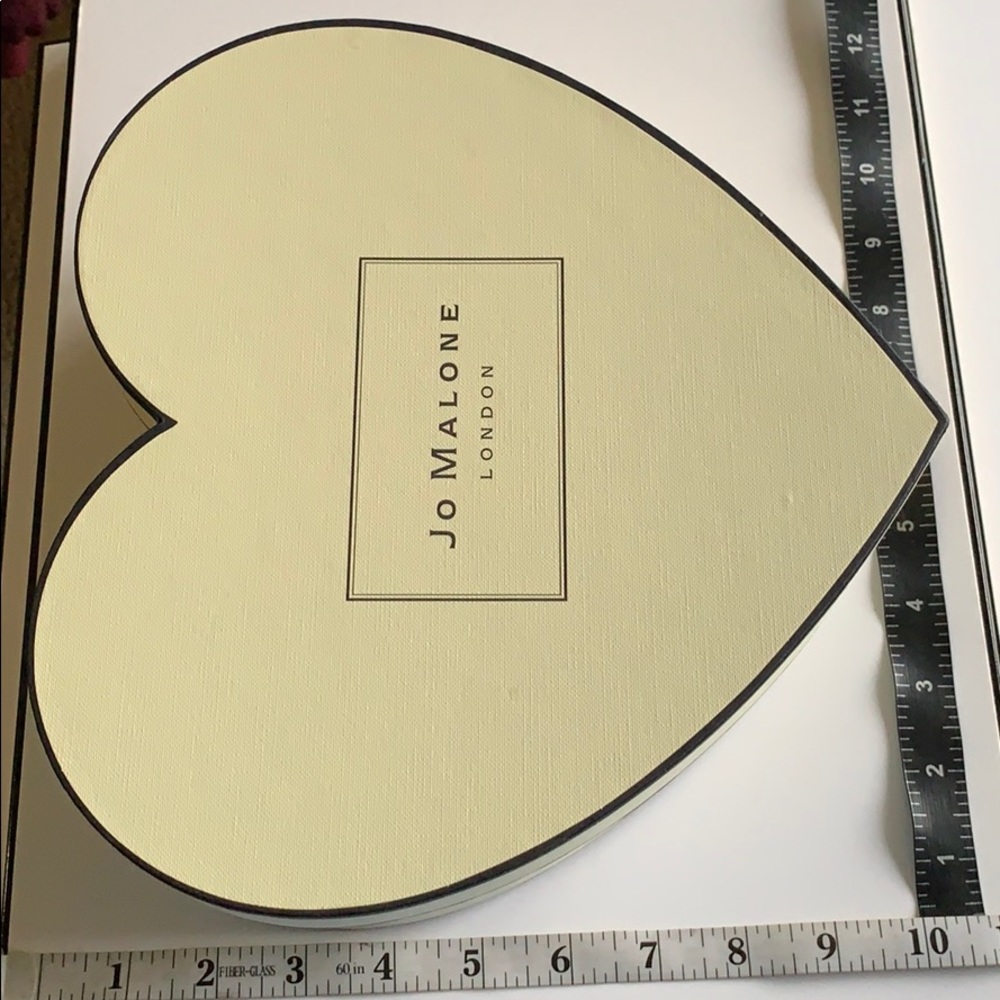 Jo Malone gift box